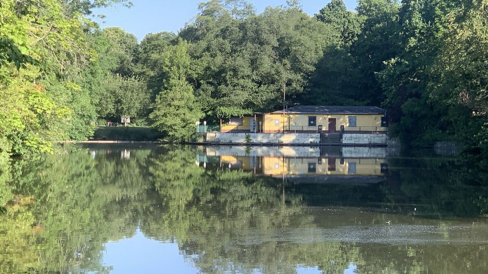Der Carolasee im Großen Garten. Aktuell ist dort kein Gondeln möglich.