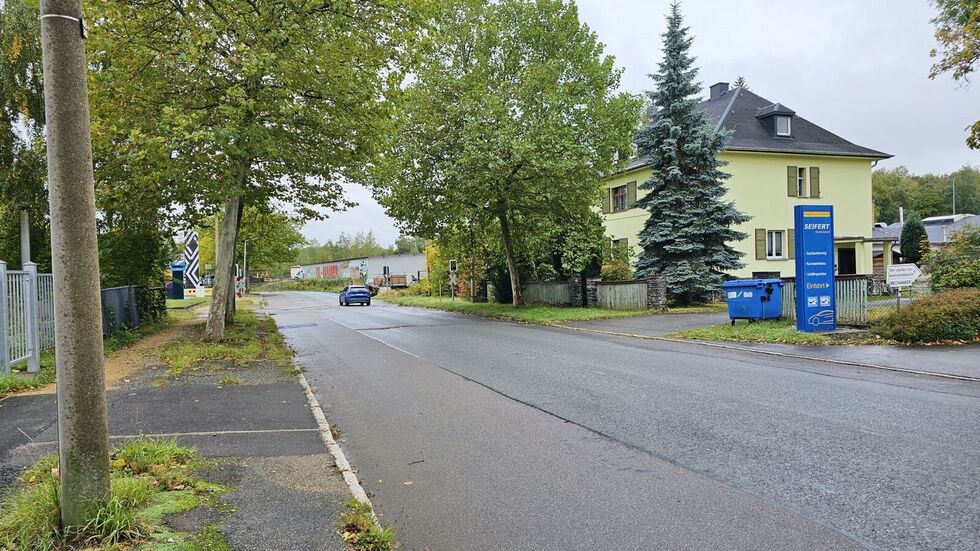 Die Bürgerschachtstraße erhält eine neue Asphaltdecke. 