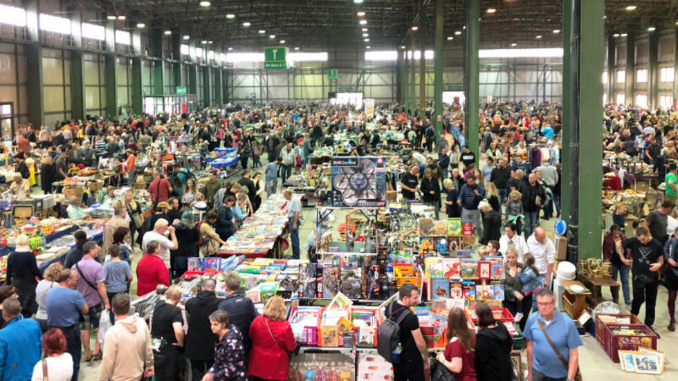 Bis zu 1000 Händler werden zum letzten Antik-Markt des Jahres in Markkleeberg erwartet. Bis zu 1000 Händler werden zum letzten Antik-Markt des Jahres in Markkleeberg erwartet.