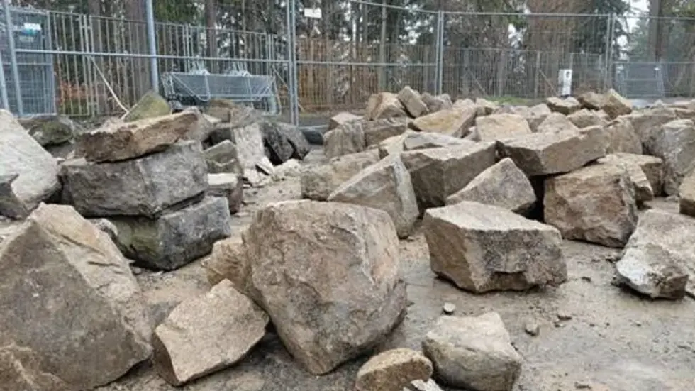 Die herausgefallenen Steine werden wiederverwendet.