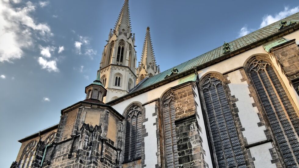 Die neuen Studenten werden in der Görlitzer Peterskirche immatrikuliert.