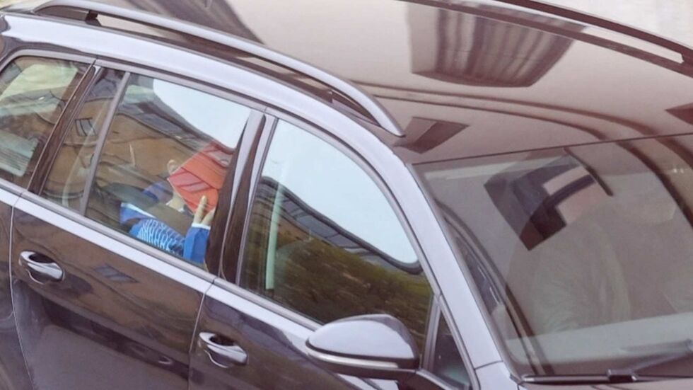 Die Tatverdächtige auf dem Weg zum Haftrichter. Die Tatverdächtige auf dem Weg zum Haftrichter.