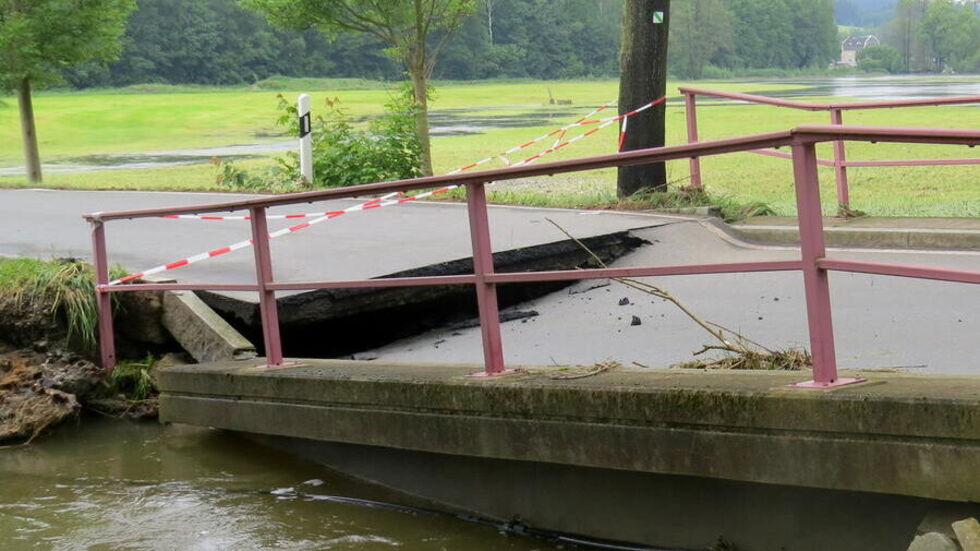 Auch die Brücke Hundsgrün wurde beim Hochwasser schwer beschädigt