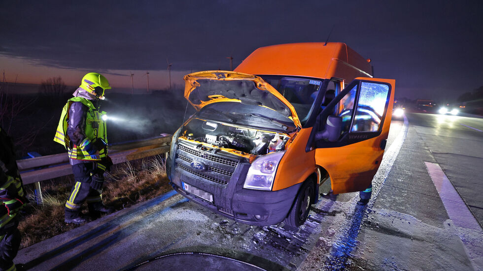 Der Fahrer brachte den Ford rechtzeitig zum Stehen, sodass niemand verletzt wurde.