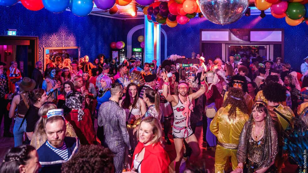 Archivbild. Im Parkhotel wird am Faschingsdienstag der 20. Pichmännel-Fasching gefeiert. Motto: Menschen, Tiere, Sensationen! 