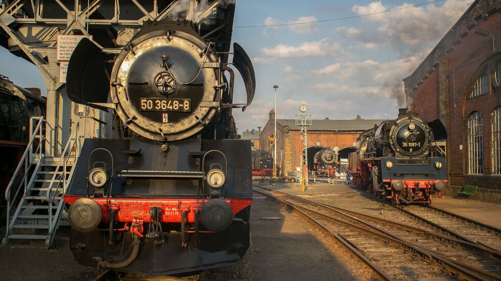 Die Dampflokaufstellung im Sächsischen Eisenbahnmuseum Chemnitz ist Teil der 200-Jahr-Feier.