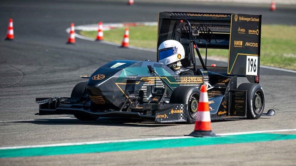 "erich" beim Rennen im italienischen Varano de' Melegari in der Provinz Parma. 