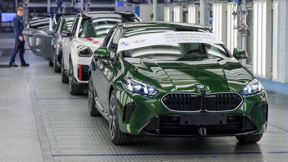 Das ist es, das viermillionste Fahrzeug, das am Montag im Leipziger BMW-Werk vom Band gerollt ist. Das ist es, das viermillionste Fahrzeug, das am Montag im Leipziger BMW-Werk vom Band gerollt ist.