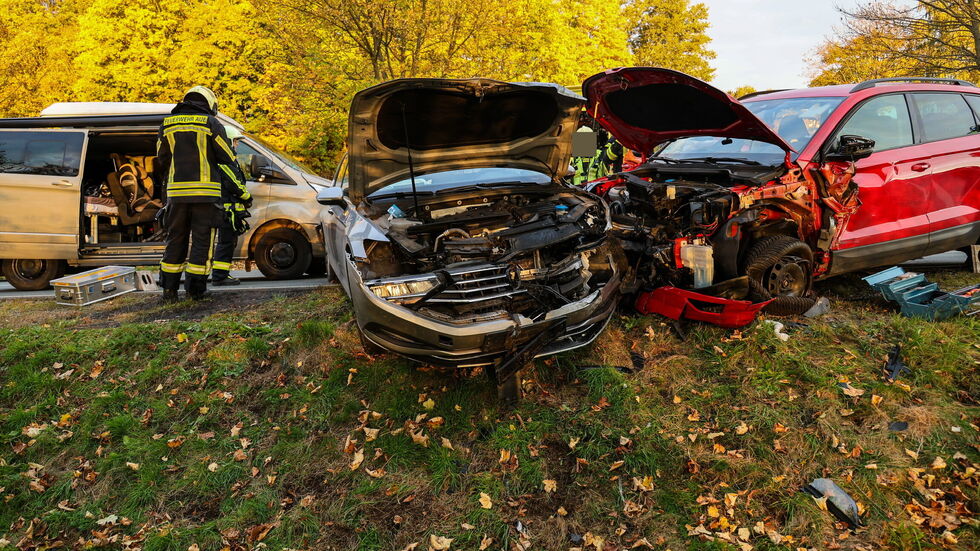 Es gab drei Verletzte bei dem Unfall, darunter ein Kind. Es gab drei Verletzte bei dem Unfall, darunter ein Kind.