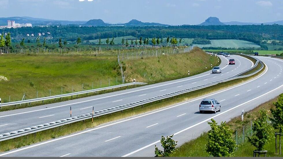 Entlang des Autobahnzubringers zur A17 in Pirna soll der Industriepark entstehen