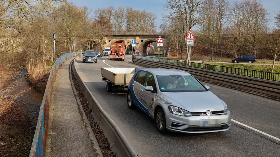 Die Brücke ist bereits nur für maximal 44 Tonnen zugelassen.