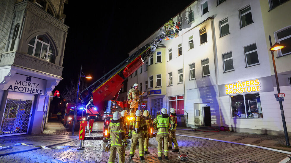 Abendlicher Feuerwehreinsatz in Limbach-Oberfrohna