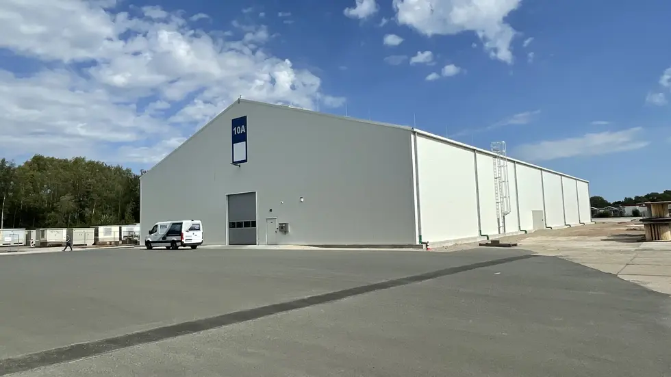 Die erste neue Halle seit Jahrzehnten auf dem früheren Hüttengelände