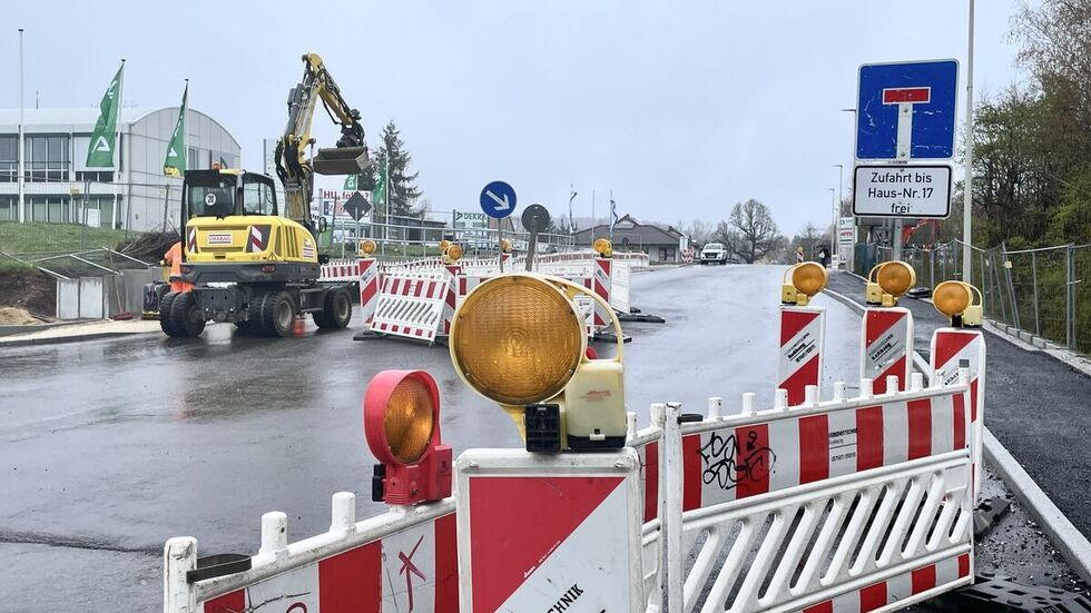 Seit Montag gehen die Bauarbeiten auf der Olzmannstraße weiter.