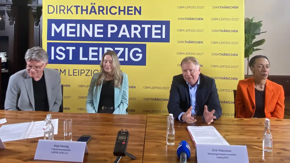 Ex-Konsum-Chef Dirk Thärichen (56) bei seiner Vorstellung durch den neu gegründeten Verein "Leipzig jetzt" Ende April.