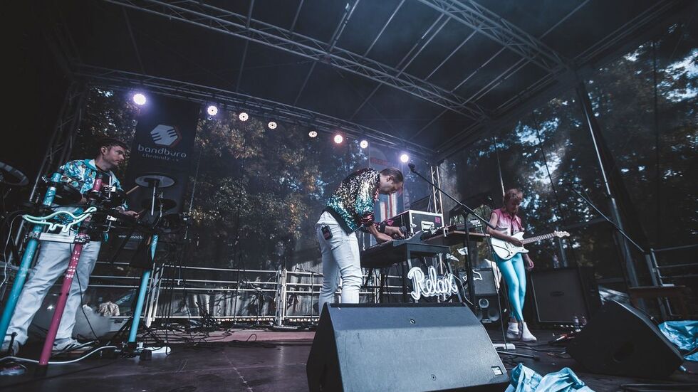 Die Musikmeile ging 2022 noch auf dem Schillerplatz über die Bühne. Mit dabei war auch die Band Poly Ghost.