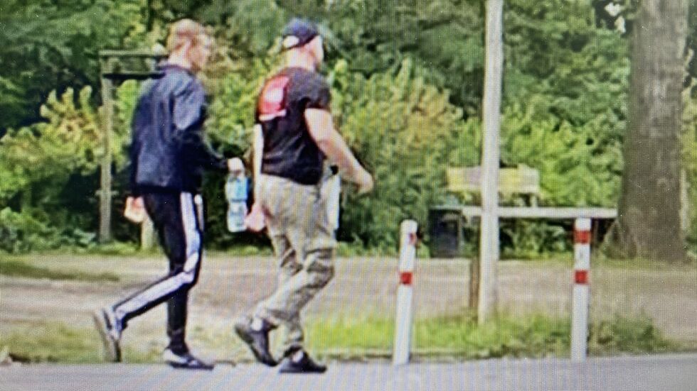 Wer kennt diese beiden mutmaßlichen Schläger? Wer kennt diese beiden mutmaßlichen Schläger?