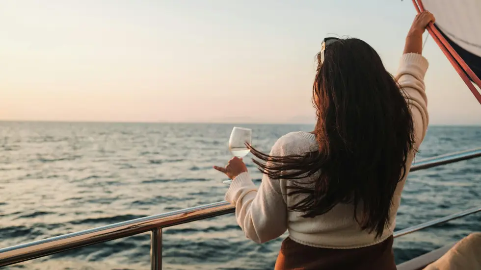 Ein Traum für viele: Einmal mit einem Kreuzfahrtschiff die Welt erkunden. Ein Traum für viele: Einmal mit einem Kreuzfahrtschiff die Welt erkunden.