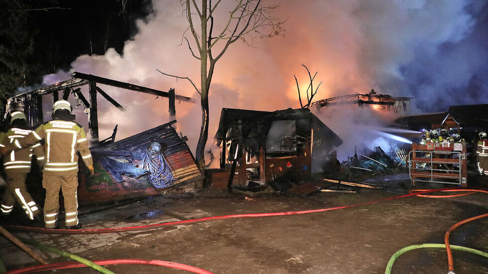 Die zerstörten Gebäude der "Spielwiese".