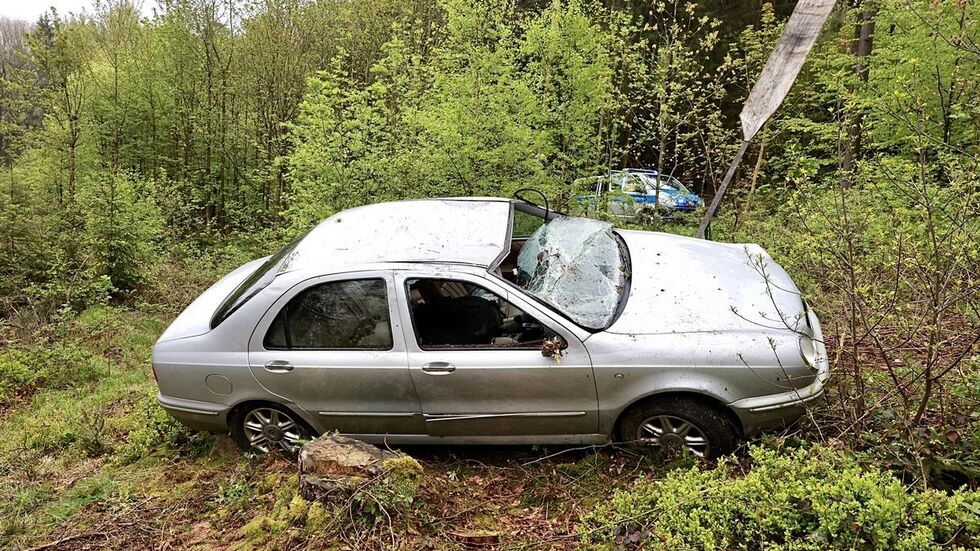 Zwischen Wünschendorf und Dürrröhrsdorf-Dittersbach war eine Autofahrerin von der Straße geraten