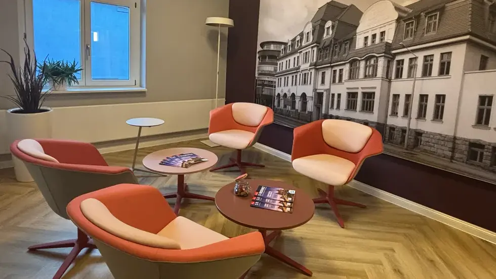 Wartelounge im "KompetenzCenter" Wartelounge im "KompetenzCenter"