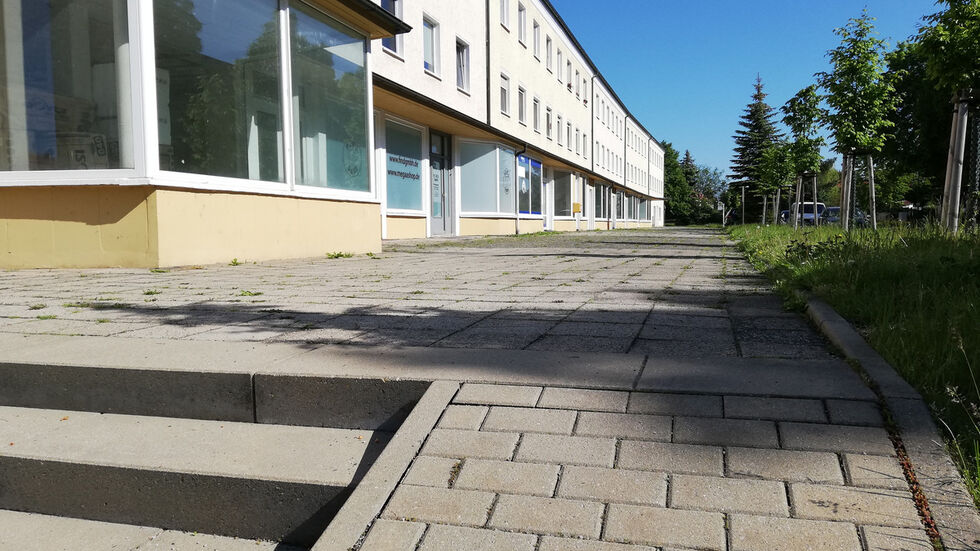 Leerstehende Einkaufszeile in Hagenwerder - "Wir haben schon so viel verloren"