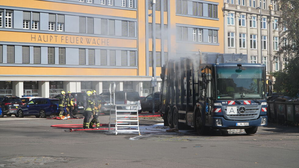 Es brannte bei der Feuerwehr direkt vor der Tür bzw. Brandwache.