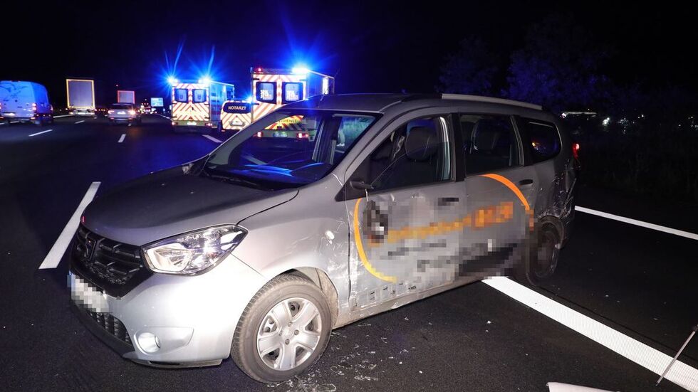 Der verunfallte Wagen auf der A4.