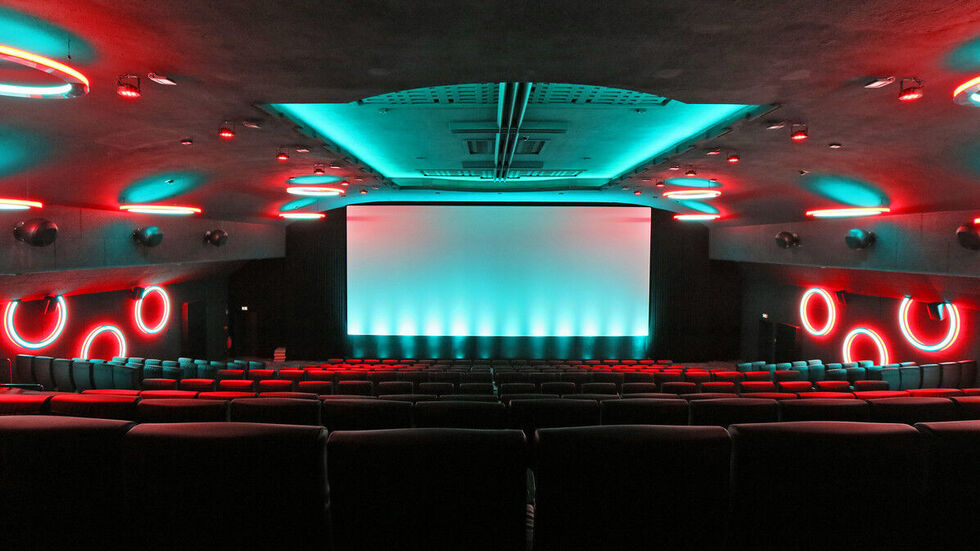 Der große Kinosaal im Filmpalast Astoria. 