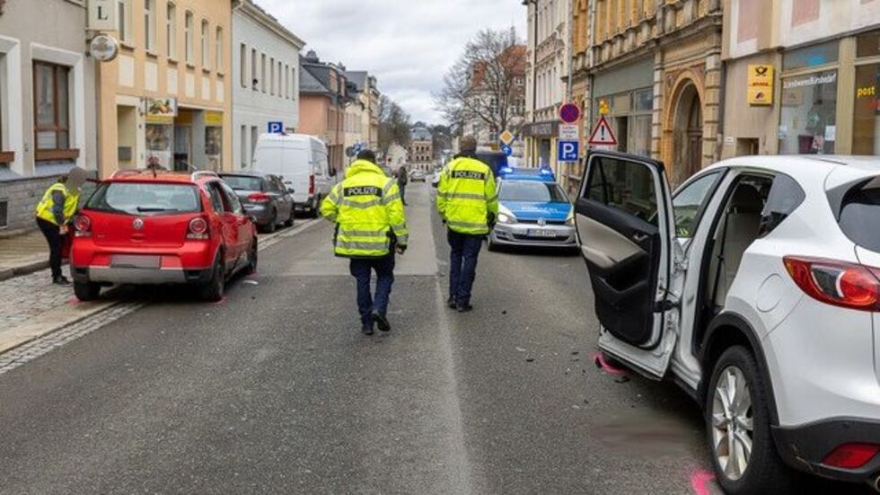Der Unfall passierte in Falkenstein auf der Hauptstraße.