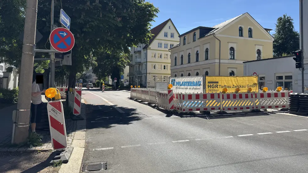 Noch ist der Ring in Richtung Schumannstraße befahrbar. Ab Montag nicht mehr. 