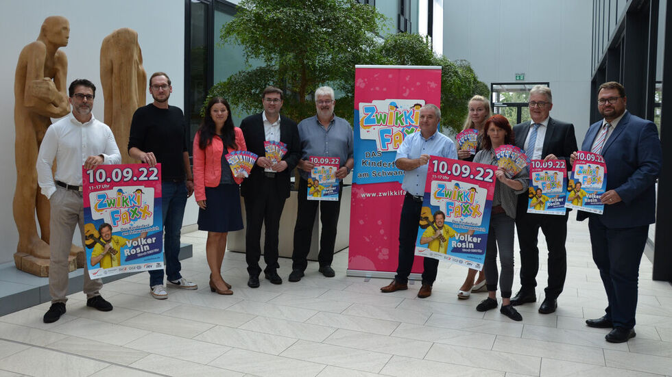 Einige der Macher vom Zwikkifaxx - insgesamt sind es über 60 Akteure.