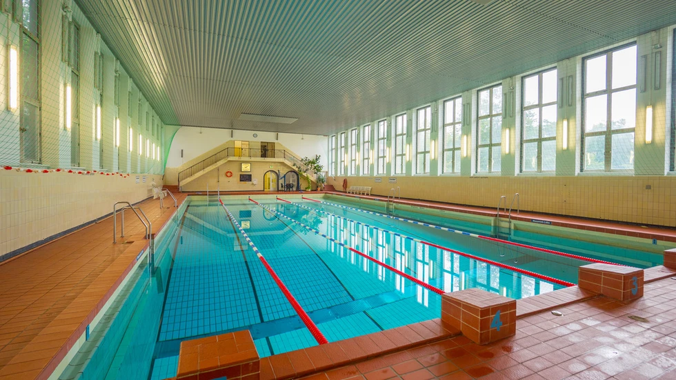 Generationen von Dresdnern haben hier das Schwimmen gelernt Generationen von Dresdnern haben hier das Schwimmen gelernt