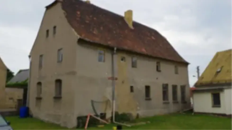 Das historische Gebäude der uralten Schule soll wieder hübsch werden.