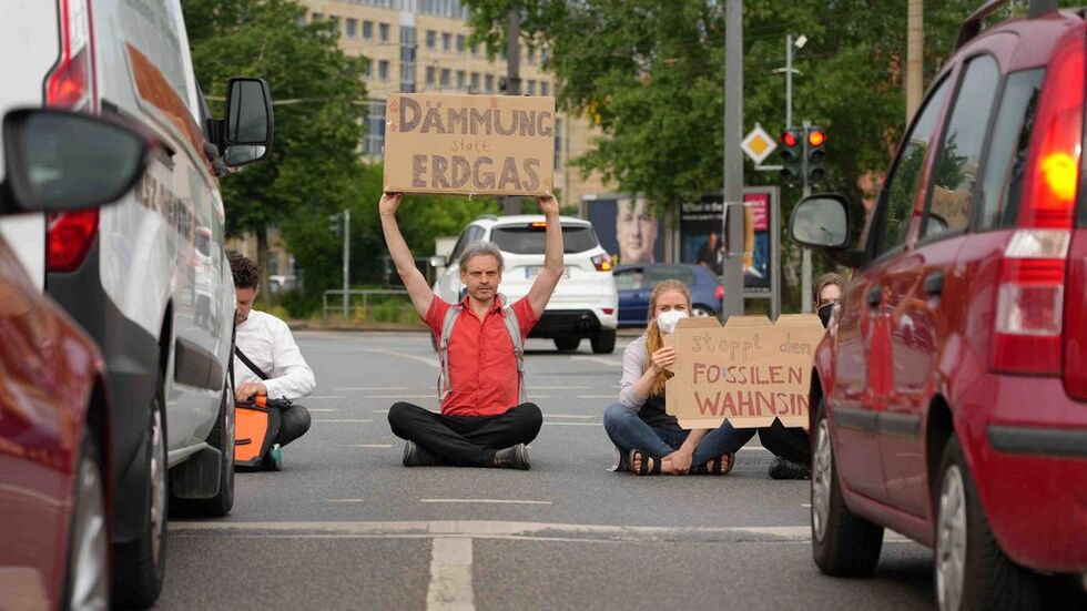 Mit ihren Aktionen wollen Klimagruppen wie "Letzte Generation" ein Umdenken erzeugen.