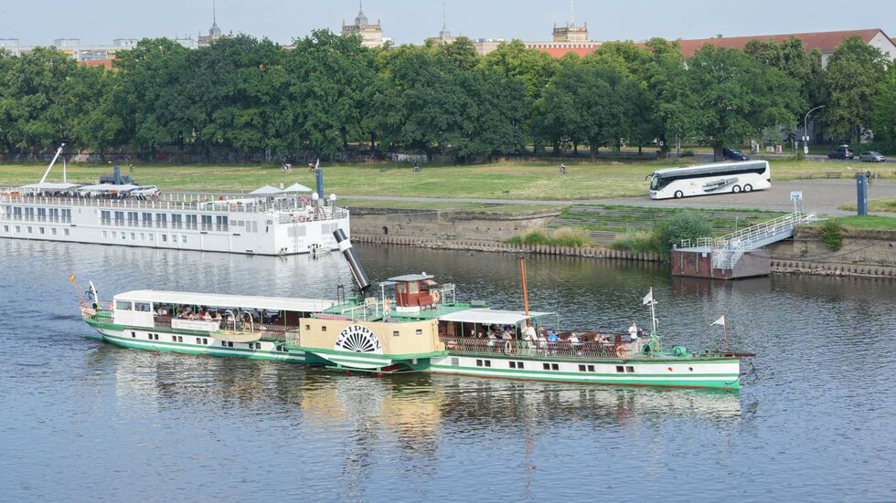 Die historischen Dampfer können bis zu einem Pegelstand von 50 Zentimeter fahren.