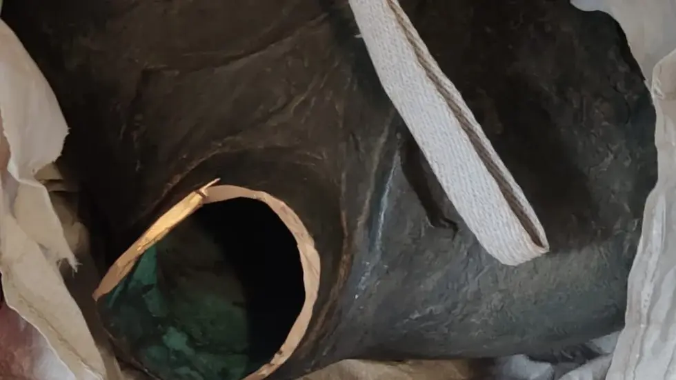 Die abgebrochene Figur wurde gefunden, so sieht sie jetzt aus. Die abgebrochene Figur wurde gefunden, so sieht sie jetzt aus.