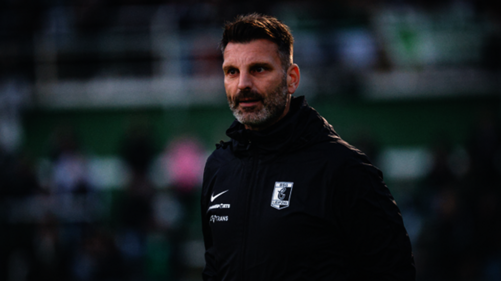 Fußball-Regionalligist Chemie Leipzig hat seinen Cheftrainer Adrian Alipour freigestellt. Fußball-Regionalligist Chemie Leipzig hat seinen Cheftrainer Adrian Alipour freigestellt.