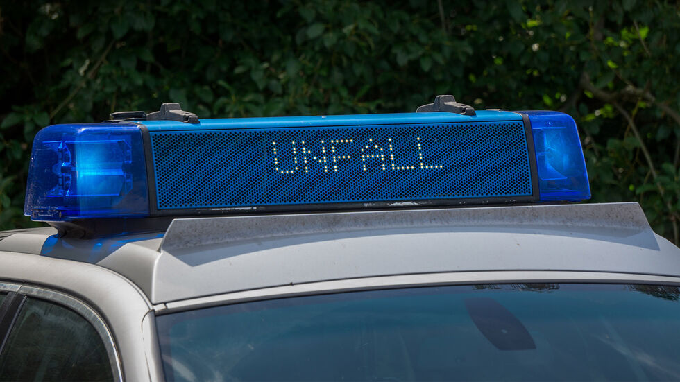 Bei einem Unfall auf der A4 ist ein Kind schwer verletzt worden. (Symbolbild)