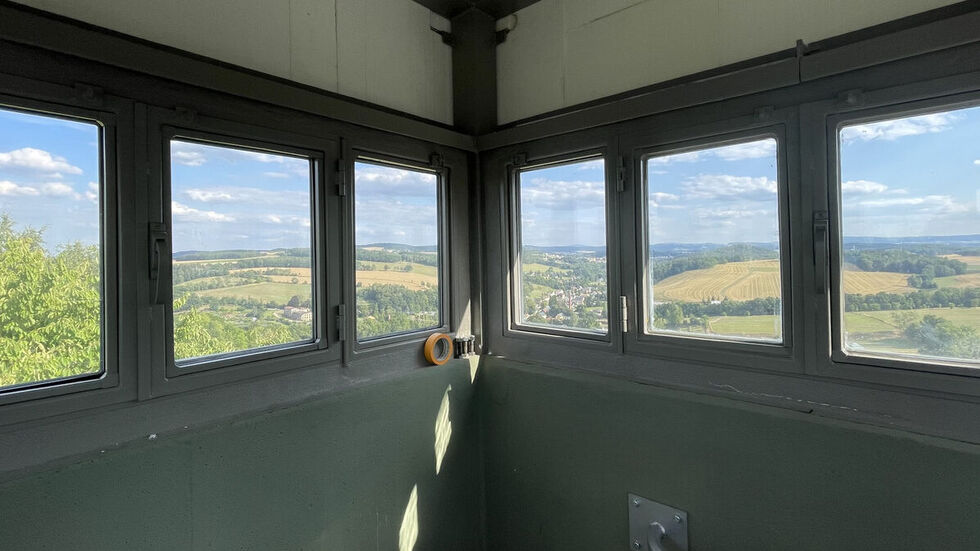 Unter der Aussichtsplattform befindet sich dieser wettergeschützte Raum. 