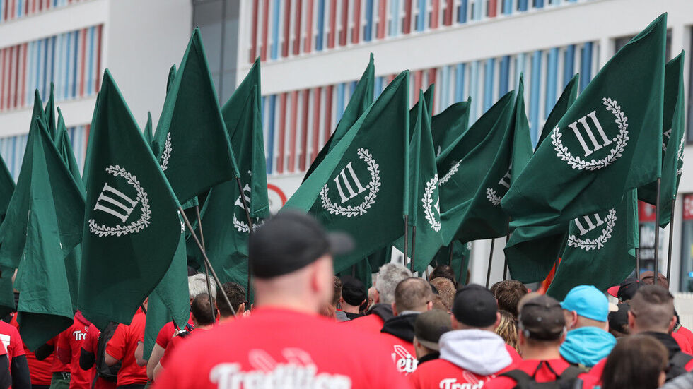 Der Dritte Weg bei einer Demo in Chemnitz im März 2021.