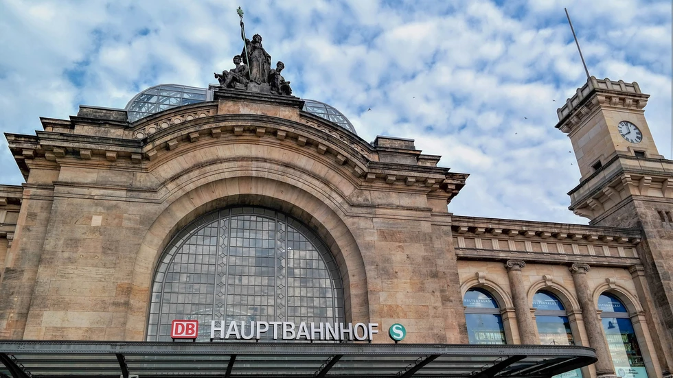 Am Hauptbahnhof hat ein Radler ein Mädchen umgefahren. (Symbolbild) Am Hauptbahnhof hat ein Radler ein Mädchen umgefahren. (Symbolbild)