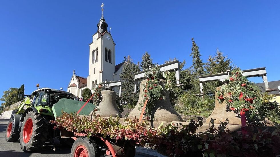100 Jahre lang hatten die Stahlglocken die Gläubigen zum Gebet gerufen.