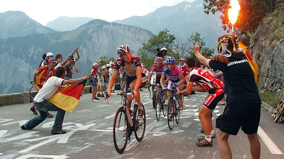 Rollt die Tour de France 2030 durch Chemnitz? OB Sven Schulze setzt sich dafür ein. Rollt die Tour de France 2030 durch Chemnitz. OB Sven Schulze setzt sich dafür ein.