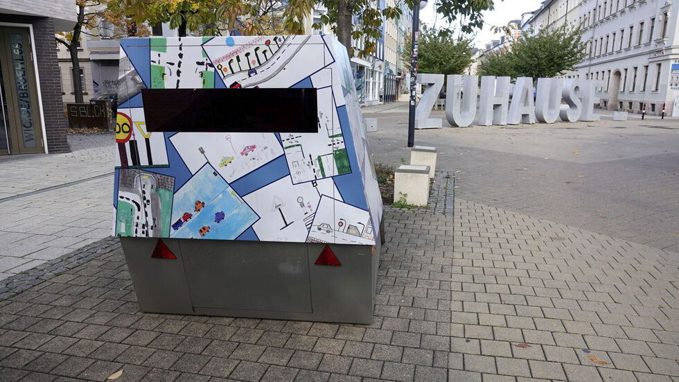 Der mobile Blitzer auf dem Brühl. Eine Woche lang wurde mit ihm die Geschwindigkeit kontrolliert.