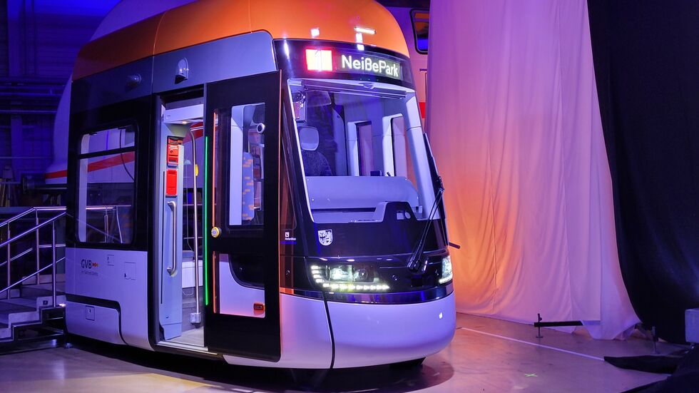 Das Kopfteil mit Führerstand. Es wurde beim Neujahrsempfang der Stadt Görlitz 2024 präsentiert.