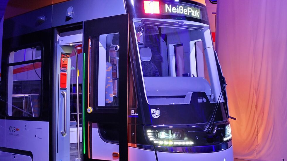Das Kopfteil mit Führerstand. Es wurde beim Neujahrsempfang der Stadt Görlitz 2024 präsentiert.