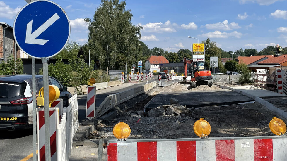 Seit April können Autofahrer hier nur stadtauswärts fahren, stadteinwärts ist die Pölbitzer Straße gesperrt. 