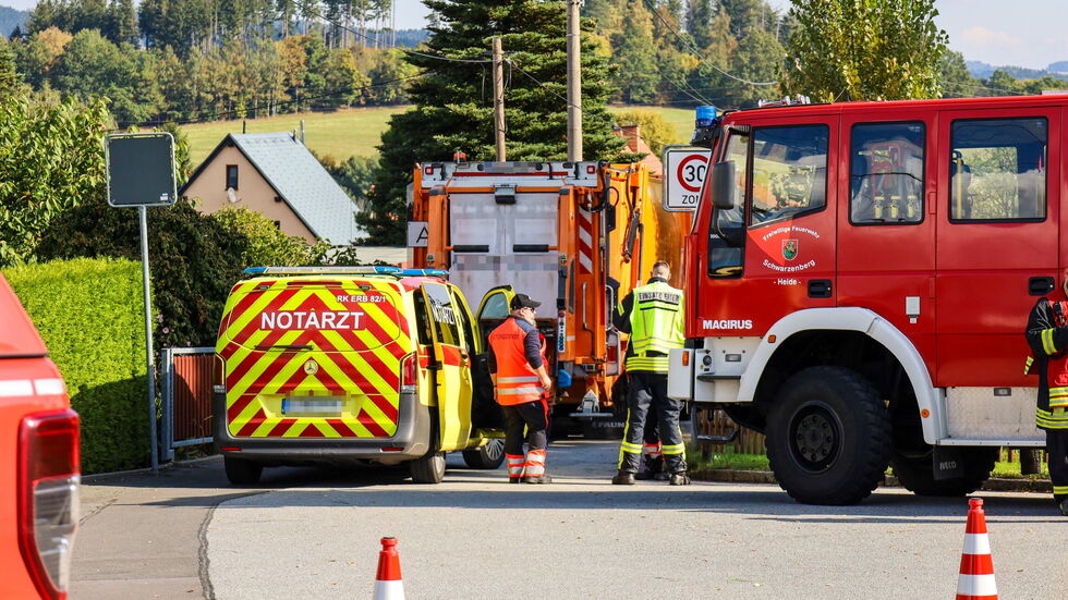 Wie genau es zu dem Unfall kommen kontne, ist noch unklar. Wie genau es zu dem Unfall kommen kontne, ist noch unklar.