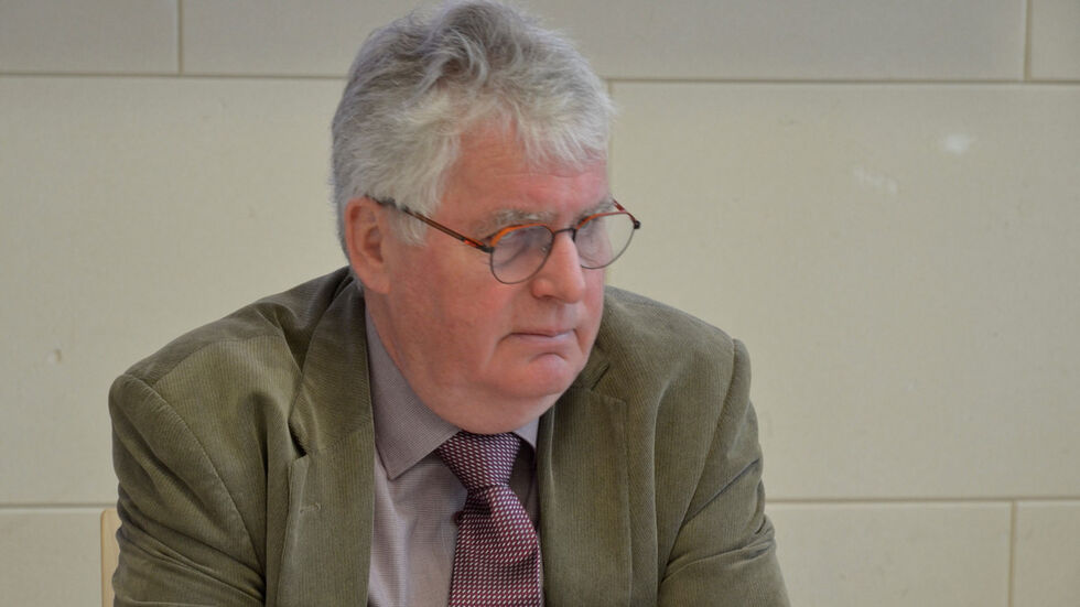 Landrat Bernd Lange: Nicht vom Sofa diskutieren